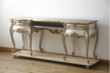 【買取】イタリアビンテージ　六本木アピス　ロココ調　高級コンソールテーブルを買取りました。(定価約80万円)