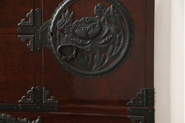 【買取】木地呂塗り　三方欅(ケヤキ)材　玉杢　民芸仙台箪笥　　特注収納箪笥(整理箪笥、衣装たんす、和タンス)を買取りました。