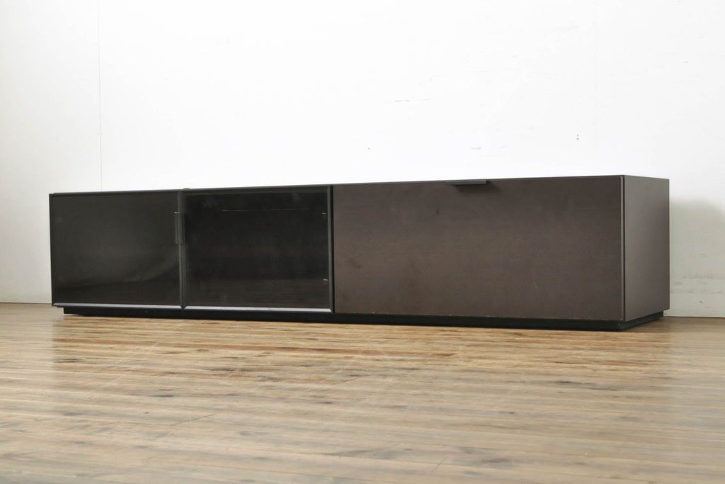 【買取】arflex(アルフレックス) C.C.09(シー.シー.09) Carlo Colombo(カルロ・コロンボ) テレビ台を買取りました。(定価約45万円)