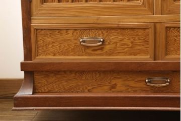 【買取】特注品 最高級 屋久杉 特大 水屋箪笥を買取りました