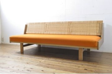 【買取】デンマークビンテージ　GETAMA(ゲタマ)　Hans J Wegner(ハンス・J・ウェグナー)　GE258　オーク材　デイベッドを買取りました。