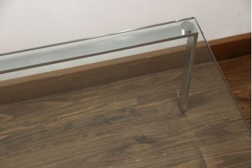 【買取】ドイツ製　WALTER KNOLL(ウォルター・ノル)　ノーマン・フォスター(Norman Foster)　FOSTER 500　センターテーブル(ガラステーブル、カクテルテーブル、リビングテーブル、カフェテーブル、ローテーブル)を買取りました。