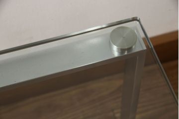 【買取】ドイツ製　WALTER KNOLL(ウォルター・ノル)　ノーマン・フォスター(Norman Foster)　FOSTER 500　センターテーブル(ガラステーブル、カクテルテーブル、リビングテーブル、カフェテーブル、ローテーブル)を買取りました。