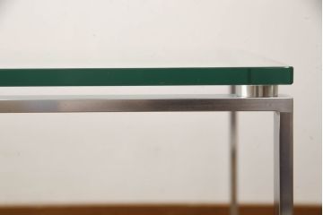 【買取】ドイツ製　WALTER KNOLL(ウォルター・ノル)　ノーマン・フォスター(Norman Foster)　FOSTER 500　センターテーブル(ガラステーブル、カクテルテーブル、リビングテーブル、カフェテーブル、ローテーブル)を買取りました。