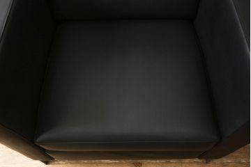 【買取】WALTER KNOLL(ウォルター・ノル) Norman Foster(ノーマン・フォスター) FOSTER 500 本革(レザー) 1人掛けソファを買取りました