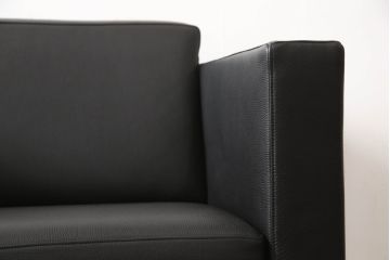 【買取】WALTER KNOLL(ウォルター・ノル) Norman Foster(ノーマン・フォスター) FOSTER 500 本革(レザー) 1人掛けソファを買取りました