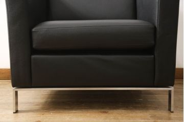 【買取】WALTER KNOLL(ウォルター・ノル) Norman Foster(ノーマン・フォスター) FOSTER 500 本革(レザー) 1人掛けソファを買取りました