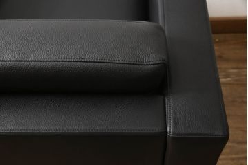 【買取】WALTER KNOLL(ウォルター・ノル) Norman Foster(ノーマン・フォスター) FOSTER 500 本革(レザー) 1人掛けソファを買取りました