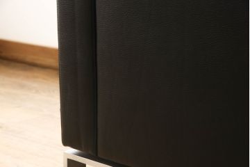 【買取】WALTER KNOLL(ウォルター・ノル) Norman Foster(ノーマン・フォスター) FOSTER 500 本革(レザー) 1人掛けソファを買取りました