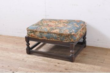 【買取】イギリスビンテージ　ERCOL(アーコール)　Old Colonial(オールドコロニアル)　オットマンを買取りました。