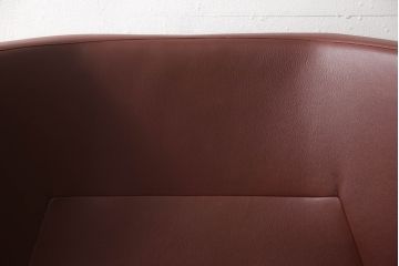 【買取】B&B Italia　Jeffrey Bernett(ジェフリー・バーネット)　Metropolitan'14(メトロポリタン)　 ARMCHAIRS(Steel base frame)　本革(レザー)　アームチェア&オットマンのセット(1人掛けソファ、一人掛けソファ、回転椅子、回転イス、ラウンジチェア、フットスツール)を買取りました。