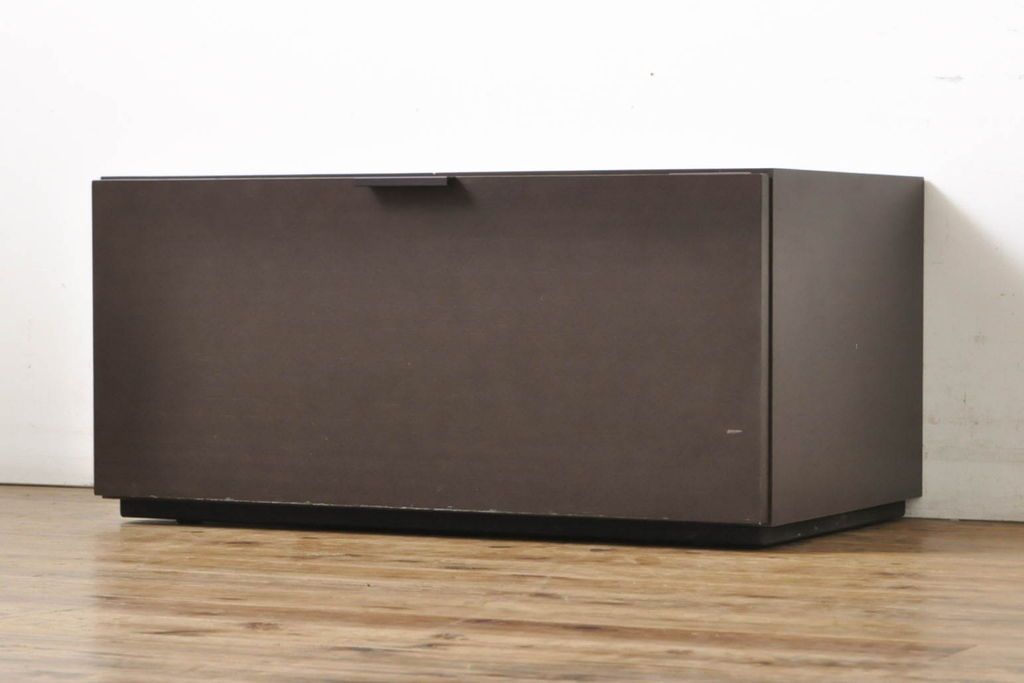 【買取】arflex(アルフレックス) C.C.09(シー.シー.09) Carlo Colombo(カルロ・コロンボ) ローボードを買取りました。(定価約22万円)