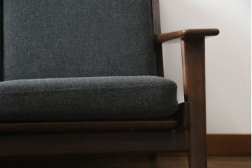【買取】GETAMA(ゲタマ)　ハンス・J・ウェグナー　GE290　アーム付き3人掛けソファを買取ました