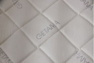 【買取】GETAMA(ゲタマ)　ハンス・J・ウェグナー　オーク材　GE290A+GE290S　ハイバックソファ　オットマンセットを買取りました