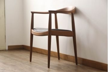 【買取】Johannes Hansen(ヨハネス・ハンセン)　Hans J Wegner(ハンス・J・ウェグナー)デザイン　THE CHAIR(ザ・チェア)　JH503(アームチェア、椅子)を買取りました