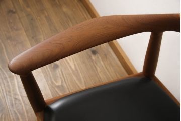 【買取】Johannes Hansen(ヨハネス・ハンセン)　Hans J Wegner(ハンス・J・ウェグナー)デザイン　THE CHAIR(ザ・チェア)　JH503(アームチェア、椅子)を買取りました