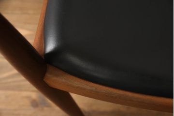 【買取】Johannes Hansen(ヨハネス・ハンセン)　Hans J Wegner(ハンス・J・ウェグナー)デザイン　THE CHAIR(ザ・チェア)　JH503(アームチェア、椅子)を買取りました