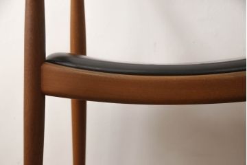 【買取】Johannes Hansen(ヨハネス・ハンセン)　Hans J Wegner(ハンス・J・ウェグナー)デザイン　THE CHAIR(ザ・チェア)　JH503(アームチェア、椅子)を買取りました