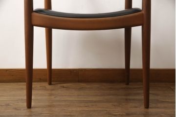 【買取】Johannes Hansen(ヨハネス・ハンセン)　Hans J Wegner(ハンス・J・ウェグナー)デザイン　THE CHAIR(ザ・チェア)　JH503(アームチェア、椅子)を買取りました