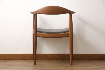 【買取】Johannes Hansen(ヨハネス・ハンセン)　Hans J Wegner(ハンス・J・ウェグナー)デザイン　THE CHAIR(ザ・チェア)　JH503(アームチェア、椅子)を買取りました