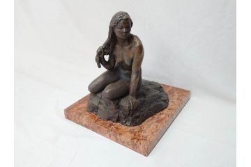 【古美術買取】銘有　裸婦像　ブロンズ像(置物、オブジェ、女性像)を買取りました。
