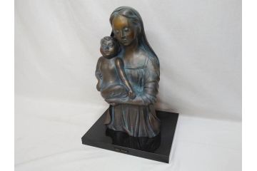 【古美術買取】彫刻家　堤直美(Tsutsumi Naomi)　ブロンズ　聖母子像(オブジェ、置物)(定価約90万円)を買取りました。