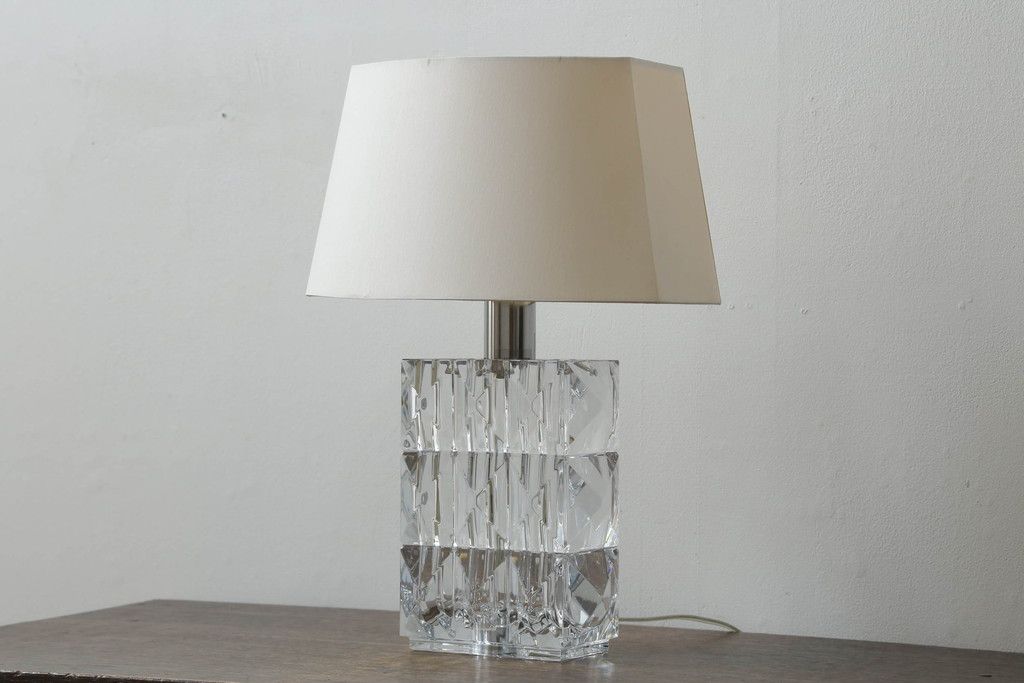 専用。Baccarat　ホワイトシェードテーブルライト クリスタ ランプシェード | バカラ 日本