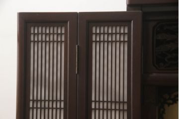 お仏壇をコンパクトにリメイク!指定サイズにリサイズし、外扉や灯篭、配線コードなども撤去。