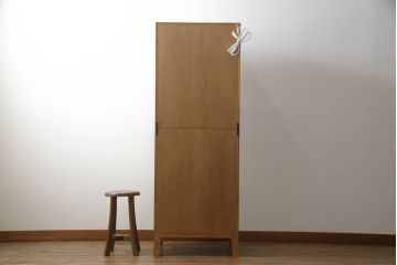 お仏壇をコンパクトにリメイク!内部装飾含め全体をリサイズし、本体枠を新規製作。併せて、セットで使える脚付きチェストも新規製作。