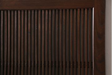 明治期の蔵戸をリペア&カスタム!可動部の調整。木部の補修。格子裏に強化ガラスを組み入れ。(玄関戸、引き戸、建具)