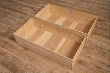 昭和中期の衣装箪笥の見た目を変えずに綺麗にリペア!クリーニングと可動部の調整。クリアワックス仕上げ。(ローチェスト、収納箪笥、引き出し)