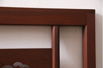 御簾戸4枚をリペア&カスタム!上下に分割し8枚にリメイク。引き手を取り付け。すだれ以外の部分を赤味がかった茶色で着色し仕上げ。(建具、簾戸、簀戸、葭戸、夏戸、すど)