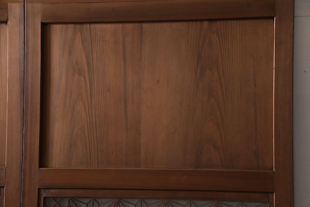 昭和中期の組子帯戸2枚をリペア&カスタム!設置場所に合わせてリサイズ。框の溝加工。現状に近しい色味に着色し仕上げ。(引き戸、建具)