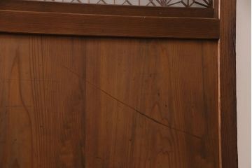 昭和中期の組子帯戸2枚をリペア&カスタム!設置場所に合わせてリサイズ。框の溝加工。現状に近しい色味に着色し仕上げ。(引き戸、建具)