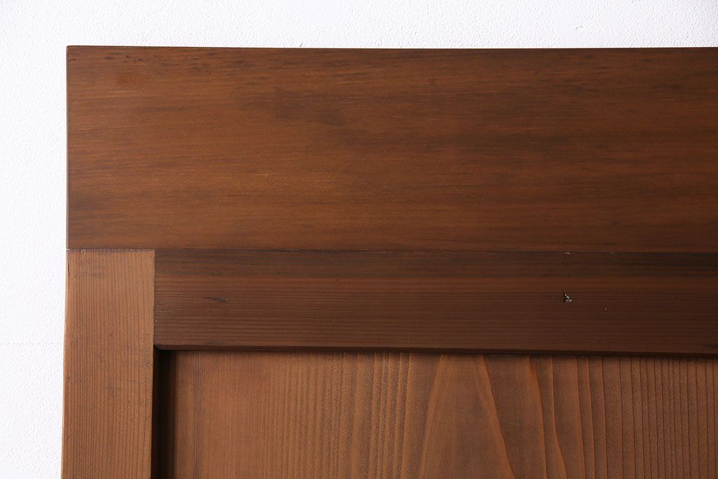 昭和中期の組子帯戸2枚をリペア&カスタム!設置場所に合わせてリサイズ。框の溝加工。現状に近しい色味に着色し仕上げ。(引き戸、建具)