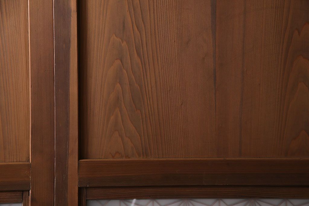 昭和中期の組子帯戸2枚をリペア&カスタム!設置場所に合わせてリサイズ。框の溝加工。現状に近しい色味に着色し仕上げ。(引き戸、建具)