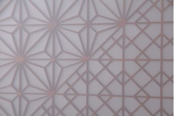 昭和中期の組子帯戸2枚をリペア&カスタム!設置場所に合わせてリサイズ。框の溝加工。現状に近しい色味に着色し仕上げ。(引き戸、建具)