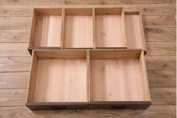 昭和初期の戸棚をリペア&カスタム!傷んだ木部の交換。濃い茶色で着色し仕上げ。(収納棚、キャビネット)