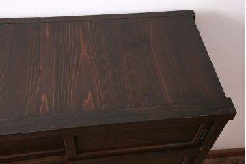 昭和初期の戸棚をリペア&カスタム!傷んだ木部の交換。濃い茶色で着色し仕上げ。(収納棚、キャビネット)