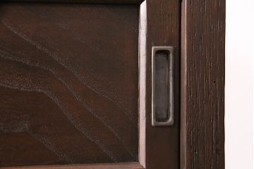 昭和初期の戸棚をリペア&カスタム!傷んだ木部の交換。濃い茶色で着色し仕上げ。(収納棚、キャビネット)