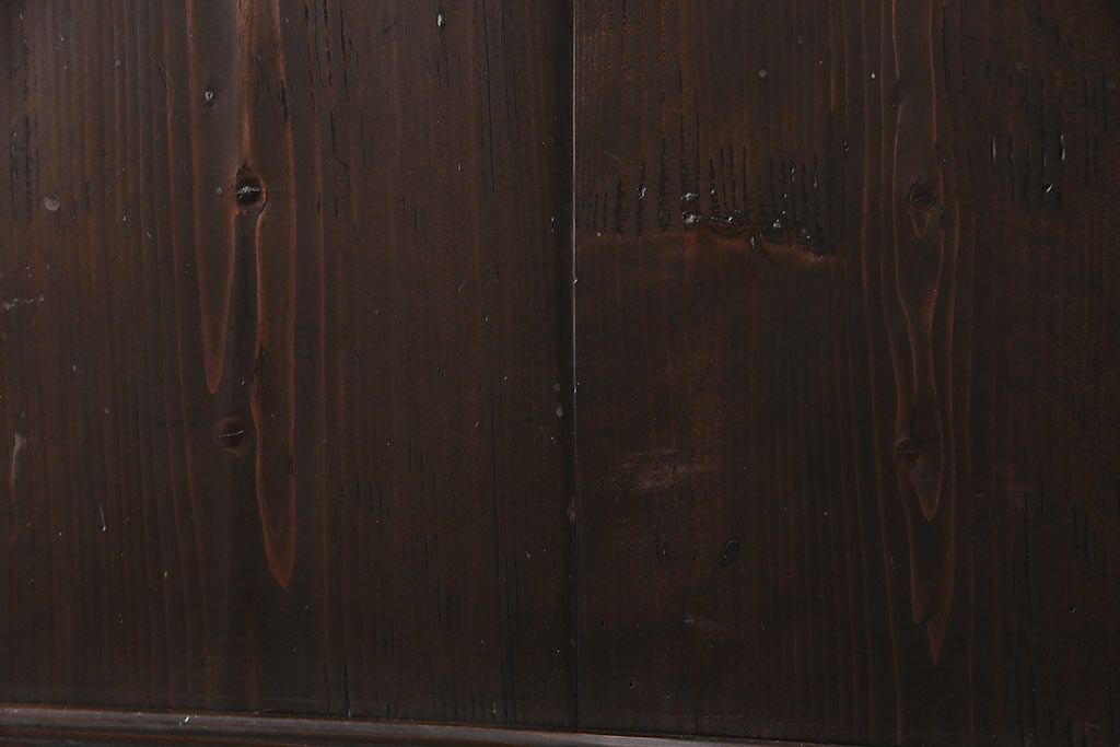 格子帯戸3枚をリペア&カスタム!設置場所に合わせてリサイズ。すりガラスへ入れ替え。濃い茶色で着色し仕上げ。(引き戸、建具)