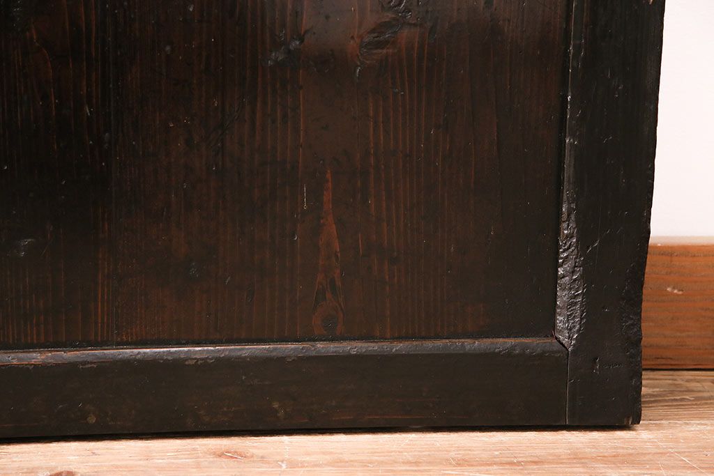 格子帯戸3枚をリペア&カスタム!設置場所に合わせてリサイズ。すりガラスへ入れ替え。濃い茶色で着色し仕上げ。(引き戸、建具)