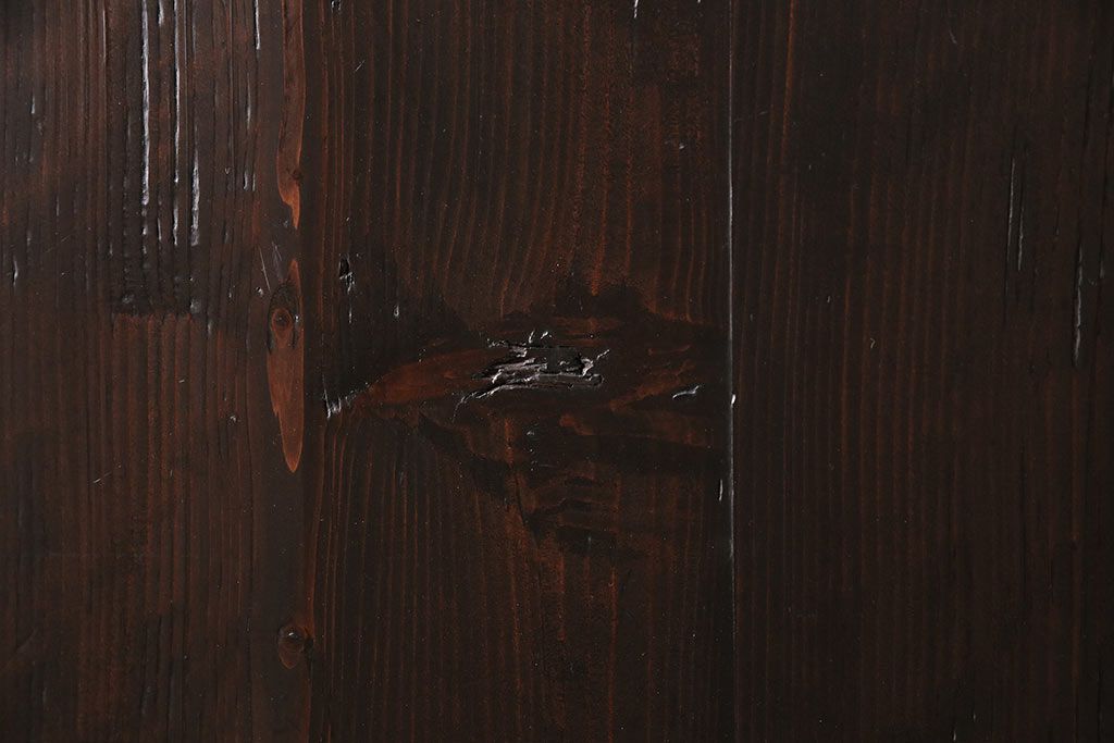 格子帯戸3枚をリペア&カスタム!設置場所に合わせてリサイズ。すりガラスへ入れ替え。濃い茶色で着色し仕上げ。(引き戸、建具)