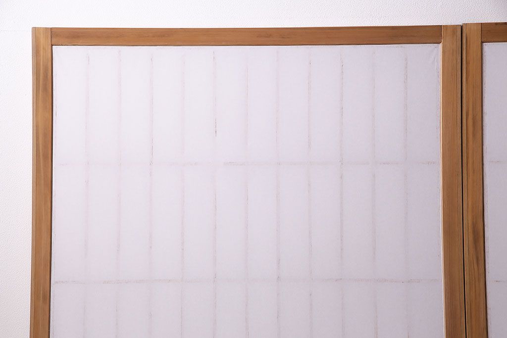 昭和中期の障子戸2枚をリペア&カスタム!設置場所に合わせてリサイズ。戸車を取り付け。障子の張り替え。明るい色味に着色し仕上げ。(引き戸、建具)