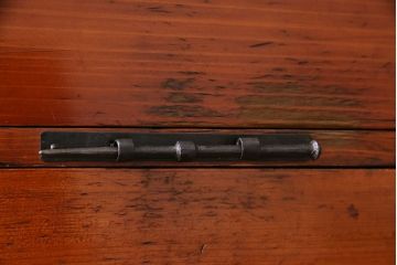 明治期の衣装箪笥の見た目を変えずに綺麗にリペア!可動部の調整。傷の補修。(時代箪笥、収納箪笥、和タンス、引き出し)