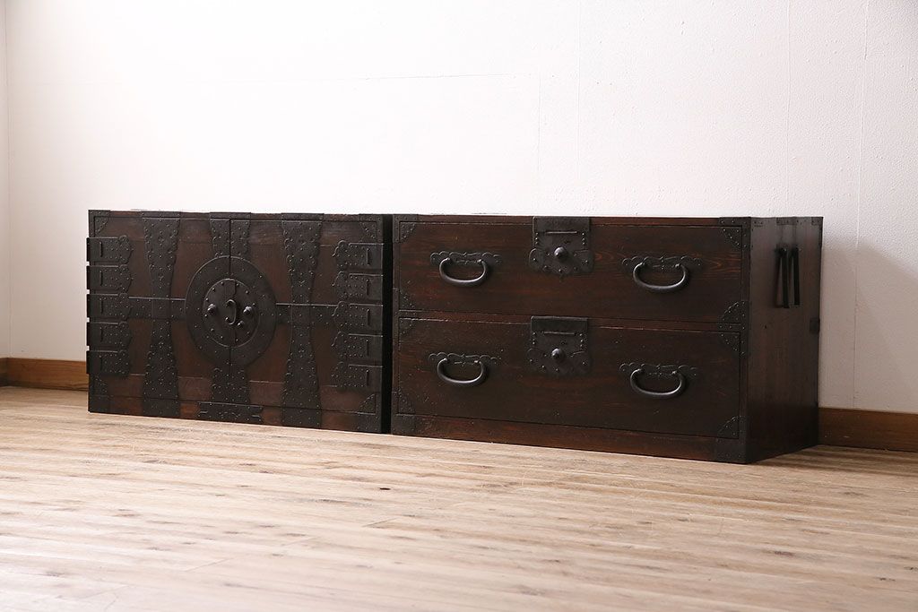 明治期の衣装箪笥の見た目を変えずに綺麗にリペア!可動部の調整。傷の補修。(時代箪笥、収納箪笥、和タンス、引き出し)