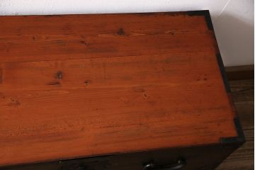 明治期の衣装箪笥の見た目を変えずに綺麗にリペア!可動部の調整。傷の補修。(時代箪笥、収納箪笥、和タンス、引き出し)