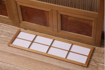 昭和中期の裏障子付き格子戸2枚をリペア&カスタム!戸車を取り付け。裏障子の張り替え。ワックス仕上げ。(引き戸、建具)
