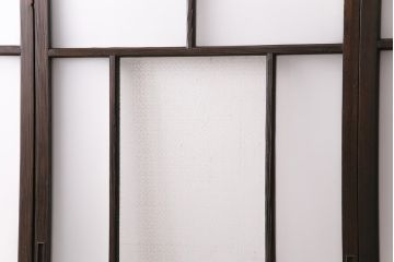 ガラス戸3枚をリペア&カスタム!設置場所に合わせてリサイズ。戸車、引き手を取り付け。すりガラス、花菱模様ガラスを組み入れ。濃い茶色で着色し仕上げ。(引き戸、建具)