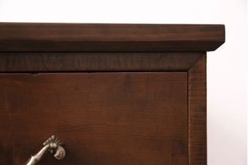 昭和初期の箪笥ローチェストをリペア&カスタム!可動部の調整。傷の補修。天板、木製脚を取り付け。1トーン落ち着いた色味に着色し仕上げ。(収納箪笥、リビングボード、引き出し)